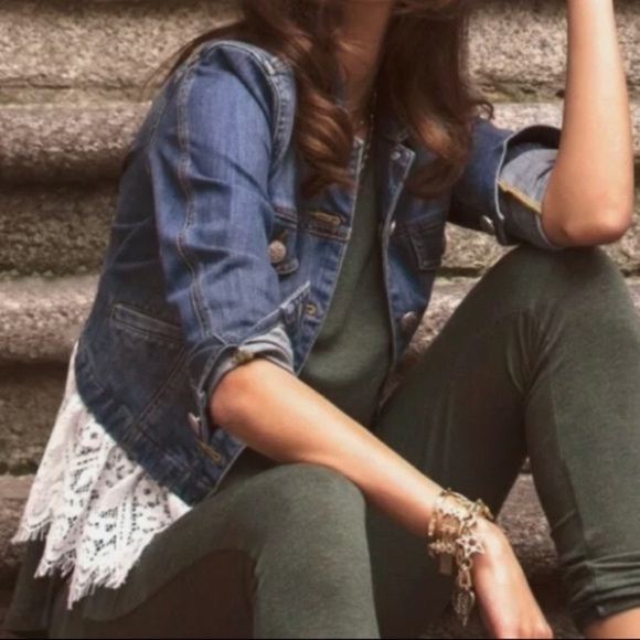 CAbi Dakota Denim Jacket w/ Detachable Lace Trim - Picture 2 of 11